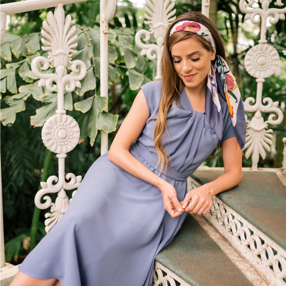 GAL MEETS GLAM The Vivian Dress